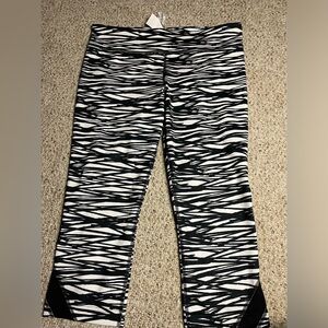 Under Armour capri leggings